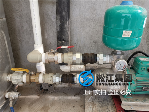 蘭州絲扣橡膠接頭,壓力16kg,三元乙丙橡膠材質(zhì)