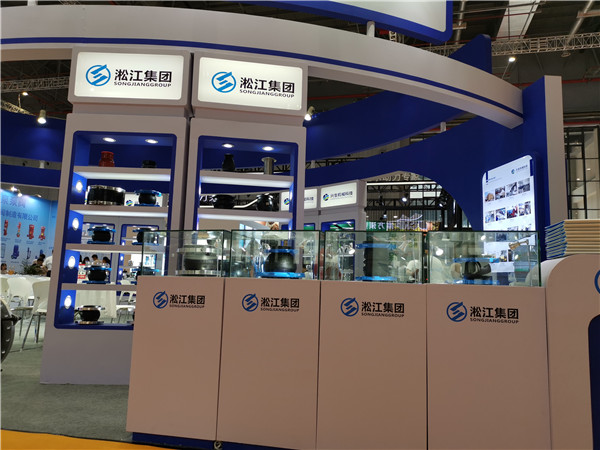 濟南碳鋼法蘭DN250橡膠補償器